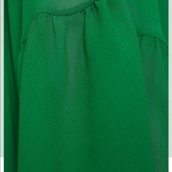 Zara Ruffled Flowy blouse - Picture 6 of 8